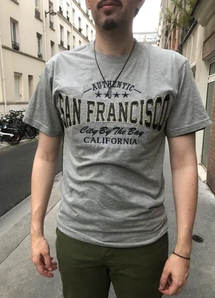 T-shirt neuf homme Taille M Crazy Apparel, marque: SAN FRANCISCO, état: Neuf sans étiquette, taille: M, 6,00 €, 7,00 € Protection acheteurs incluse