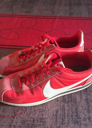 Nike cortez rouge, brand: Nike, condizioni: Discrete, taglia: 41, €10.00, €11.20 include la Protezione acquisti