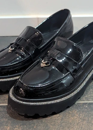 Mocassins vernis CHC Shoes, marca: CHC-Shoes, estado: Muito bom, tamanho: 39, €15.00, €16.45 inclui Proteção do Comprador