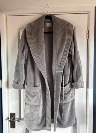 Next fluffy grey women’s dressing gown M, brand: Next, condition: Very good, size: M / 10, £3.00, £3.85 includes Buyer Protection