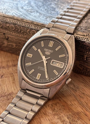 Seiko 5 Automatic – Vintage - Stainless Steel - Black Dial, marque: Seiko, état: Très bon état, taille: 30–38 mm, 109,99 €, 116,19 € Protection acheteurs (Pro) incluse