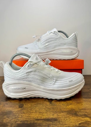 Nike Vomero Plus Run– White / White - Blanc / Blanc UK 10, brand: Nike, condition: New without tags, size: 10, £82.45, £87.27 includes Buyer Protection