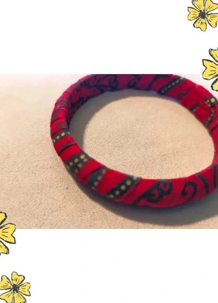 Bracelet jonc rigide en bois recouvert de tissu rouge imprimé - Style ethnique bohème vintage, marca: Vintage, estado: Muito bom, €13.80, €15.19 inclui Proteção do Comprador Pro