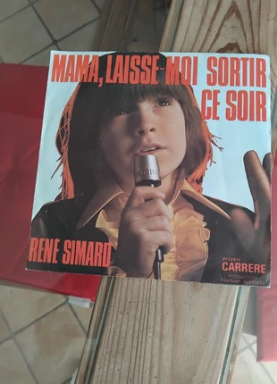 Vinyle René Simard - Mama laisse moi mourir, condition: Very good, €5.00, €5.95 includes Buyer Protection