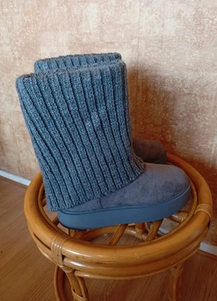 Boots 🩶, marke: PrettyLittleThing, zustand: Neu, größe: 37, 16,04 €, 17,54 € inklusive Vinted-Käuferschutz