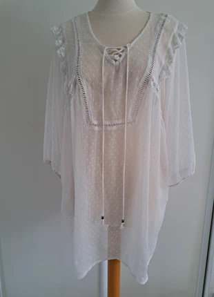 Blouse en voile plumetis blanc cassé, merk: MS Mode, staat: Heel goed, maat: 6XL / 52 / 24, € 6,00, € 7,00 inclusief Kopersbescherming