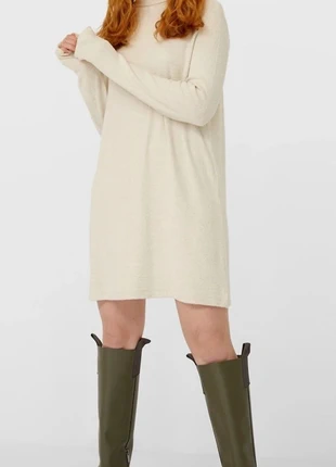 Robe courte col roulé beige stradivarius taille S, marque: Stradivarius, état: Très bon état, taille: S / 36 / 8, 8,00 €, 9,10 € Protection acheteurs incluse