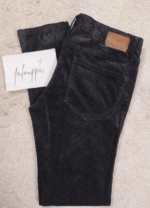 Pantalon velour côtelé noir converse femme, excellent état, taille FR40, marque: Vintage Dressing, état: Très bon état, taille: L / 40 / 12, 14,00 €, 15,40 € Protection acheteurs (Pro) incluse