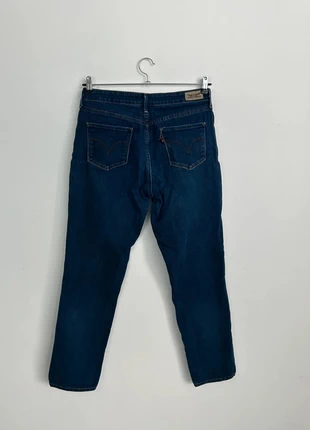 Levi’s Femme W31 L32 FR40 – Mid Rise Skinny – Marine LF533, marque: Levi's, état: Très bon état, taille: L / 40 / 12, 12,00 €, 13,30 € Protection acheteurs (Pro) incluse