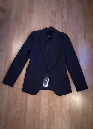 Blazer Mango - Bleu marine, marque: Mango, état: Neuf avec étiquette, taille: XS / 34 / 6, 20,00 €, 21,70 € Protection acheteurs incluse