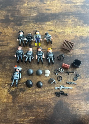 Kit vrac de bonhomme policier Playmobil, marque: Playmobil, état: Bon état, taille: S, 10,00 €, 11,20 € Protection acheteurs incluse