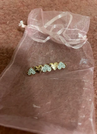 Pingente guess, marca: GUESS, estado: Muito bom, €15.00, €16.45 inclui Proteção do Comprador