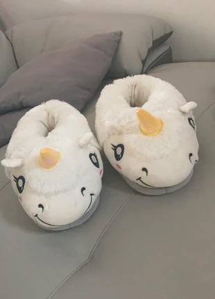 Chaussons licornes, estado: Muito bom, tamanho: 39, €6.00, €7.00 inclui Proteção do Comprador