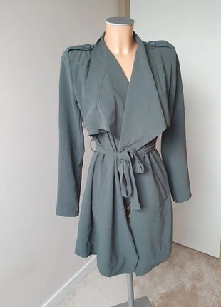 Dunne jas van Object maat M Khaki groen, merk: Object, staat: Heel goed, maat: M / 38 / 10, € 25,00, € 26,95 inclusief Kopersbescherming Pro