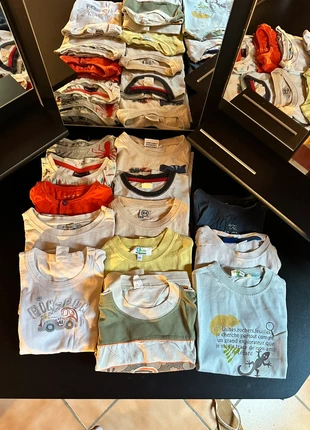 Lot de 13 t-shirt garçon, de différentes marques, en 4 ans, brand: Kiabi, condizioni: Ottime, taglia: 4 anni / 104 cm, €13.00, €14.35 include la Protezione acquisti