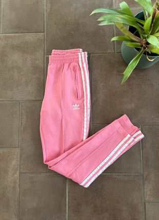 Jogging Adidas Rose Taille S, brand: adidas, condition: Very good, size: S / 36 / 8, €16.00, €17.50 includes Buyer Protection