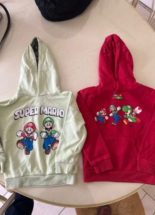 Lot deux pulls mario, marque: Super Mario, état: Bon état, taille: 5 ans / 110 cm, 5,00 €, 5,95 € Protection acheteurs incluse