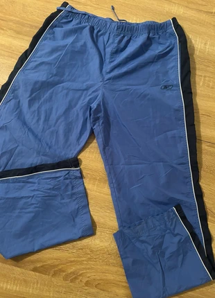 Pantalon de survêtement Reebok – Taille S, marque: Reebok, état: Bon état, taille: S, 18,00 €, 19,60 € Protection acheteurs incluse