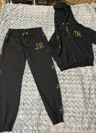 Czarno-złoty dres, blagovna znamka: Lilo Ricco, stanje: Zelo dobro, velikost: XL / 42 / 14, 9.54 €, 10.72 € vključuje Zaščito kupca