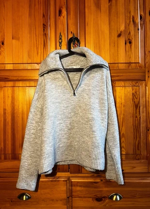 Pull bershka, marque: Bershka, état: Très bon état, taille: S / 36 / 8, 20,00 €, 21,70 € Protection acheteurs incluse