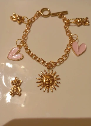 Bracelet breloques, marque: Fait Main, état: Neuf sans étiquette, 3,00 €, 3,85 € Protection acheteurs incluse