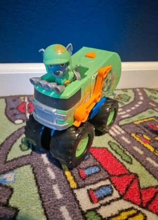 Rocky paw patrol, merk: Paw Patrol, staat: Goed, maat: 1-3 maanden / 56 cm, € 5,00, € 5,95 inclusief Kopersbescherming