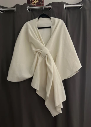 châle beige, brand: Boutique indépendante, condition: New without tags, size: One size, €16.00, €17.50 includes Buyer Protection