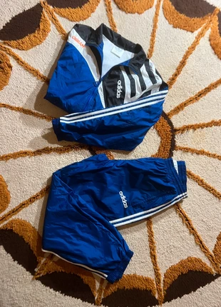 Survêtement / ensemble jogging brodé Adidas vintage x y2k 90’s - 00’s, marque: Vintage Dressing, état: Très bon état, taille: L, 40,00 €, 42,70 € Protection acheteurs incluse