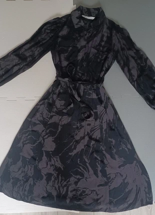 Zara Grey and Black long shirt dress, marque: Zara, état: Très bon état, taille: XS / 34 / 6, 6,00 €, 7,00 € Protection acheteurs incluse