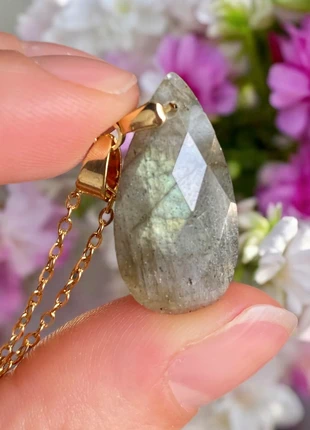 Collier pendentif Labradorite pierre naturelle reflets subtils chaine doré, brand: labradorite, condition: Very good, €6.00, €7.00 includes Buyer Protection Pro