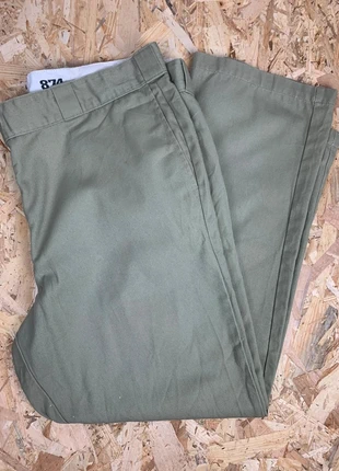 Pantalon 874 Chino Dickies Beige/Crème W42 L30, marque: Dickies, état: Bon état, taille: W42 | FR 52, 16,00 €, 17,50 € Protection acheteurs (Pro) incluse