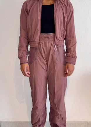 Ensemble de sport Decathlon – Pantalon M Veste L, brand: Decathlon, condizioni: Ottime, taglia: M / IT 42 / EU 38, €12.50, €13.83 include la Protezione acquisti