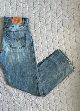 Jean Levi’s 505 Regular Bleu W29 L29 (37 EU), marke: Levi's, zustand: Gut, größe: M / 38 / 10, 13,00 €, 14,35 € inklusive Vinted-Käuferschutz