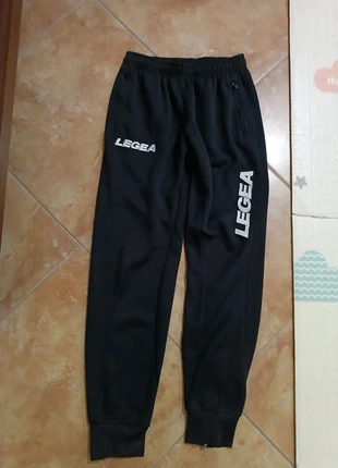 Pantaloni tuta sportivi Leggea XS, brand: LEGEA, condizioni: Ottime, taglia: XS, €6.00, €7.00 include la Protezione acquisti