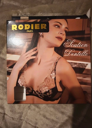 Soutien en dentelle de chez RODIER paris, marque: Rodier, état: Neuf avec étiquette, taille: 95D, 24,00 €, 25,90 € Protection acheteurs incluse