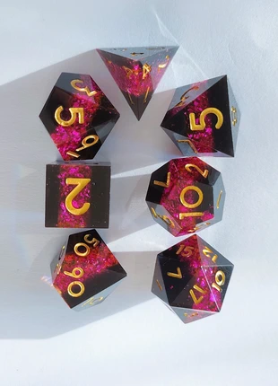 DnD dice set black with amethyst slash (solid) - D&D Daggerheart RPG dice set - dadi GDR, marque: D&D, état: Neuf sans étiquette, 15,00 €, 16,45 € Protection acheteurs incluse