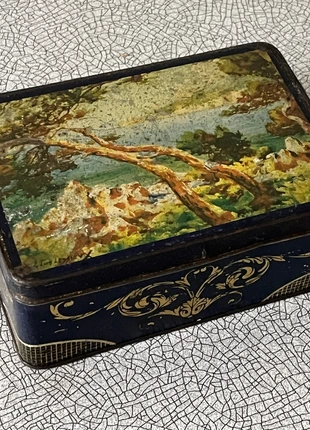 Boite biscuit ancienne, lithographie représentant un paysage, marque: Biscuit, état: Satisfaisant, 5,00 €, 5,95 € Protection acheteurs incluse