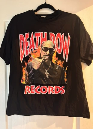 Snoop dog tshirt maat m, merk: Bershka, staat: Goed, maat: M, € 6,00, € 7,00 inclusief Kopersbescherming