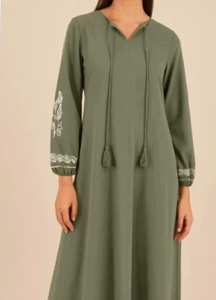 Robe longue / Abaya femme neuve taille 40, brand: INESS B, condizioni: Nuovo senza cartellino, taglia: L / IT 44 / EU 40, €30.00, €32.20 include la Protezione acquisti