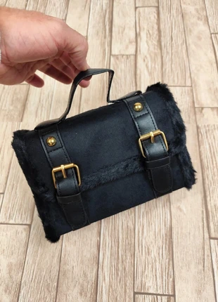 Sac bandoulière noir pochette chic fluffy soirée cérémonie, brand: Vintage Dressing, condizioni: Ottime, €12.00, €13.30 include la Protezione acquisti