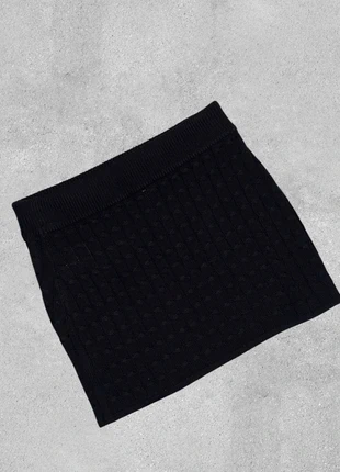 mini jupe noire effet laine, marque: Vintage Dressing, état: Très bon état, taille: S / 36 / 8, 17,00 €, 18,55 € Protection acheteurs incluse