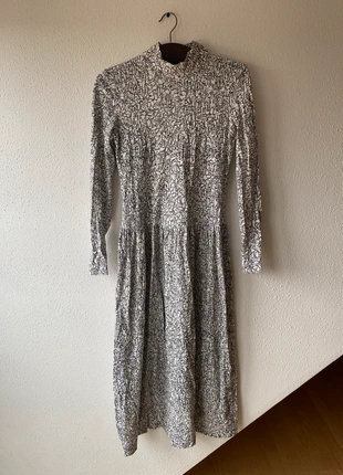 Graphic Print Midi Cos Dress, marque: COS, état: Très bon état, taille: S / 36 / 8, 20,00 €, 21,70 € Protection acheteurs incluse