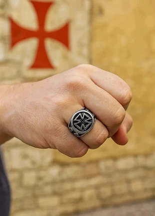 Bague Croix Templière – Style Brut & Esprit Guerrier Ajustable Acier Inoxydable, marke: bague, zustand: Neu, mit Etikett, größe: Größenverstellbar, 8,97 €, 10,12 € beinhaltet Vinted-Käuferschutz Pro