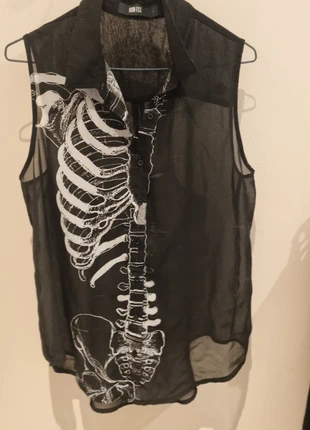 Womens blouse by Iron Fist, brand: Iron Fist, condizioni: Ottime, taglia: M / IT 42 / EU 38, €12.00, €13.30 include la Protezione acquisti