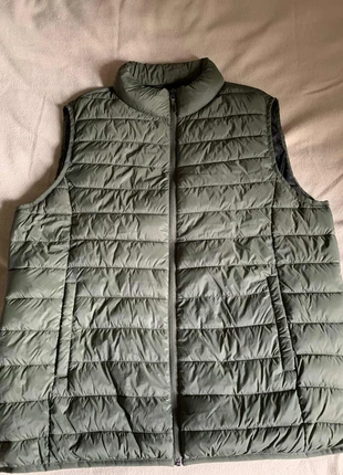 Doudoune sans manche taille XXL Kaki neuve 8€, marque: sansnom., état: Neuf avec étiquette, taille: XXL, 8,00 €, 9,10 € Protection acheteurs incluse