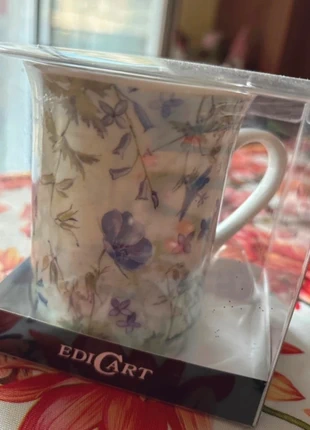 Tazza in ceramica con fiori EdiCart, état: Neuf sans étiquette, 5,00 €, 5,95 € Protection acheteurs incluse