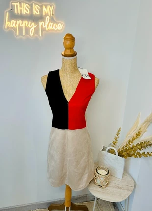 Robe courte sans manches en suédine tricolore taille S ZARA, brand: Zara, condition: New with tags, size: S / 36 / 8, €12.00, €13.30 includes Buyer Protection Pro
