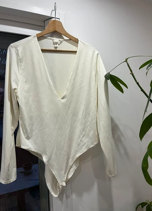Body blanc, marque: H&M, état: Très bon état, taille: XL / 42 / 14, 7,00 €, 8,05 € Protection acheteurs incluse