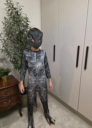 🦖 Kids Velociraptor Dinosaur Costume – Size 8–9 Years, brand: Kids, condition: Very good, size: 8 years / 128 cm, €10.00, €11.20 includes Buyer Protection