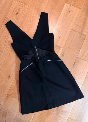 Robe Zara Woman Studio (Taille M / 38), marke: Zara, zustand: Sehr gut, größe: M / 38 / 10, 18,00 €, 19,60 € inklusive Vinted-Käuferschutz